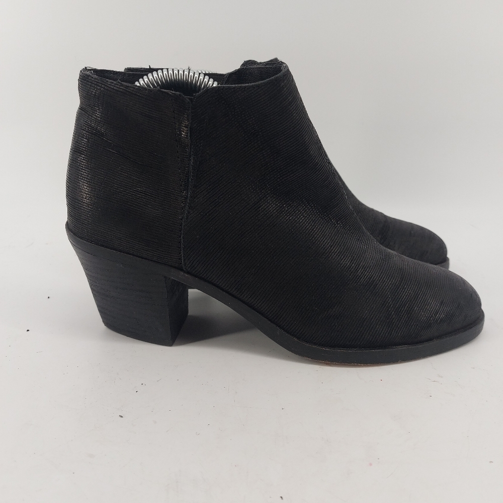 Eileen Fisher Black Leather Ankle Boots Size 7.5
